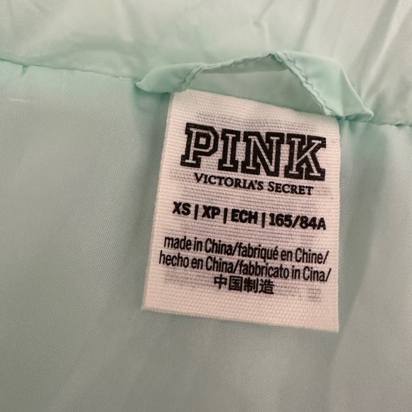 PINK Victoria’s Secret Jacket XS Never been worn, no tags. - Picture 2 of 2